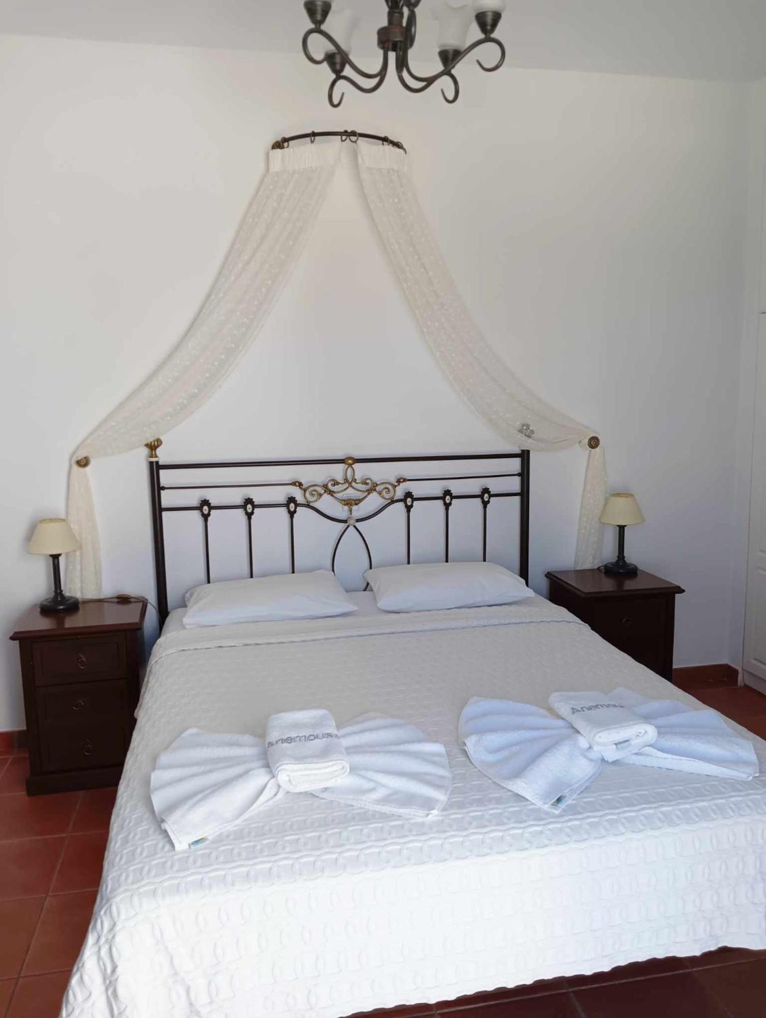 Anemousa Hotel Folégandros Eksteriør billede